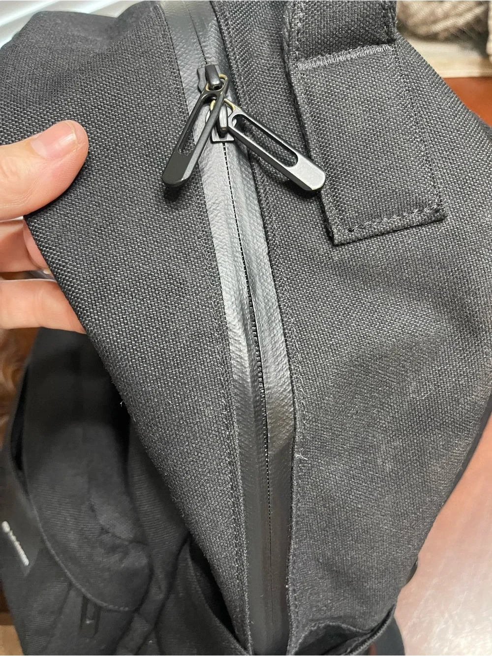 Lululemon Command the day Backpack 25L * flaw